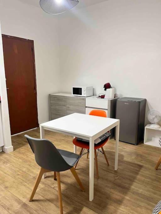 2 Room Flat Toulouse Luaran gambar