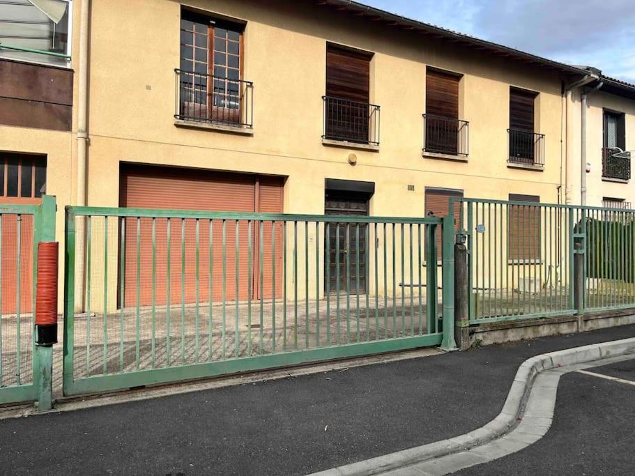 2 Room Flat Toulouse Luaran gambar